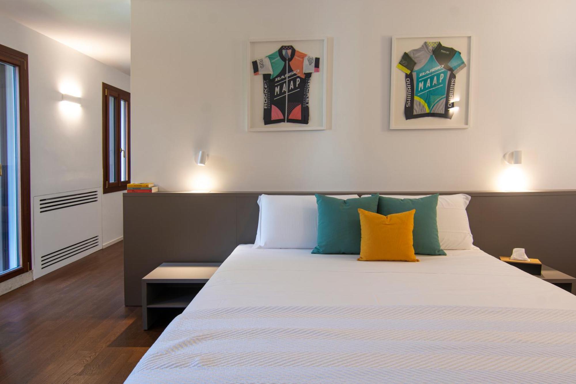 Bassano Club House Bed & Breakfast Bassano del Grappa Bagian luar foto